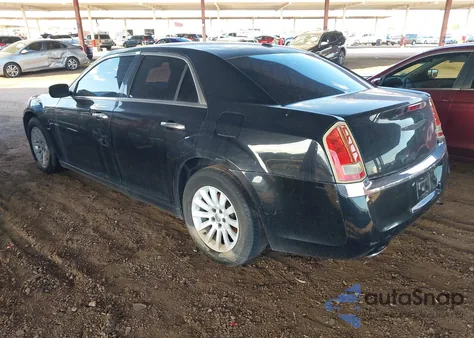 2012 Chrysler 300 Limited z USA, uszkodzony, nr VIN 2C3CCACG2CH113214